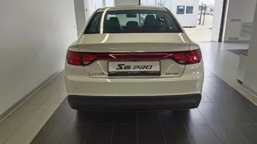Купить Livan S6 Pro Белый 1.5 AMT (147 л.с.) от 1810000 ₽. в Самаре
