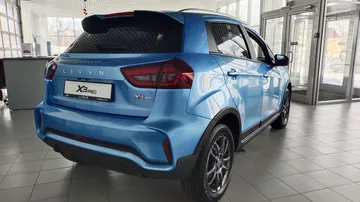 Купить Livan X3 Pro Синий 1.5 CVT (103 л.с.) от 1585000 ₽. в Самаре