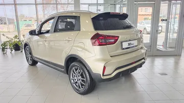 Купить Livan X3 Pro Бежевый (золотистый) 1.5 CVT (103 л.с.) от 1585000 ₽. в Самаре