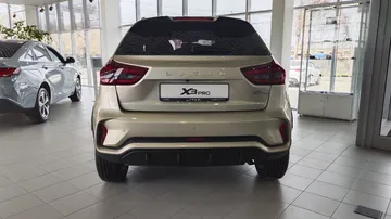 Купить Livan X3 Pro Бежевый (золотистый) 1.5 CVT (103 л.с.) от 1580000 ₽. в Самаре